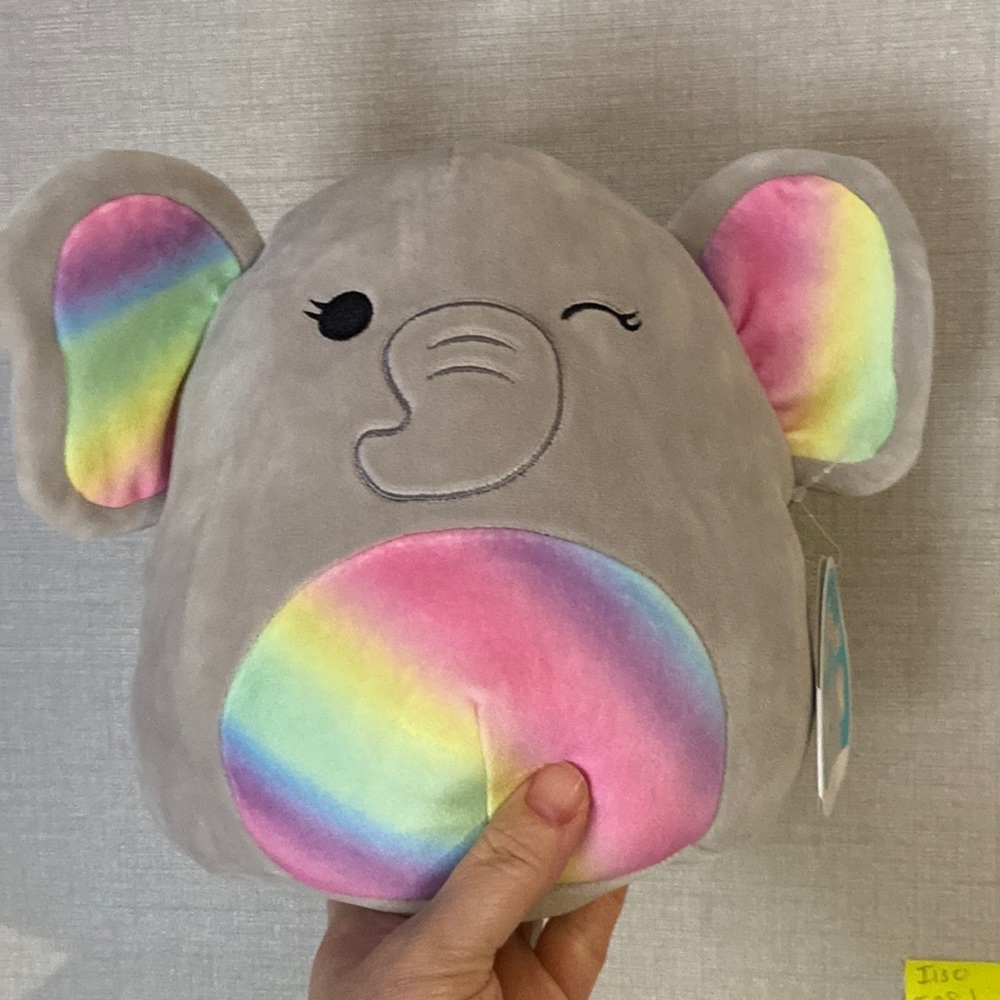 Squishmallow Mika